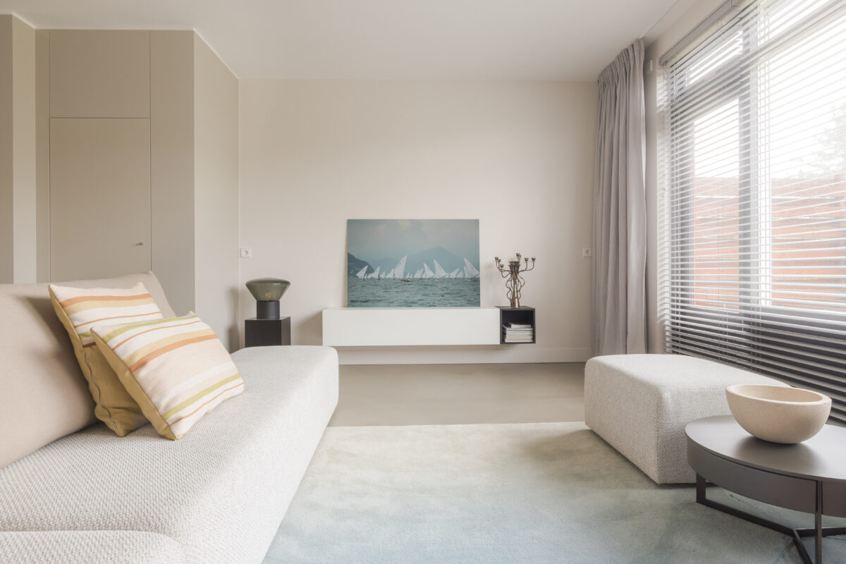 Op maat gemaakte kasten door Wessel Kuik binnenhuis architectuur. 
K042 Ravelijnstraat